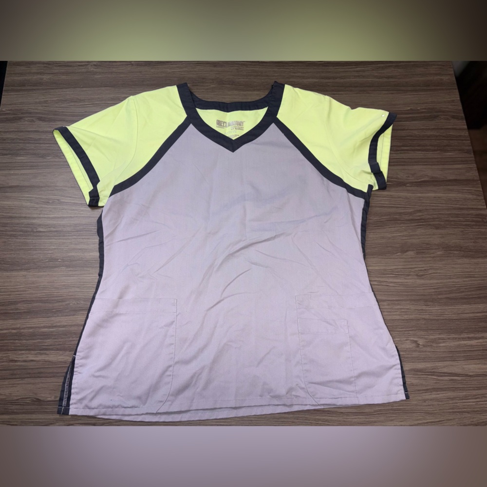 Grey’s Anatomy by Barco Active Scrub Top Size XL